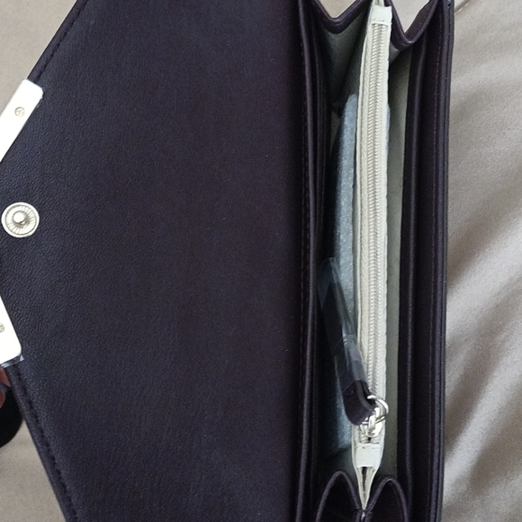 Wallet - Picture 2 of 3